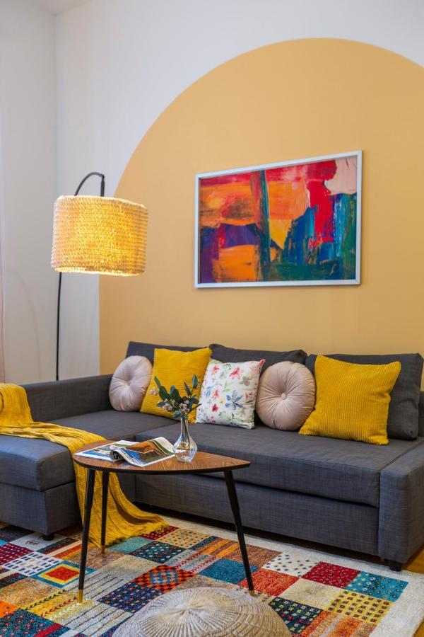 Apartamento Gozsdu In The Party Street *
