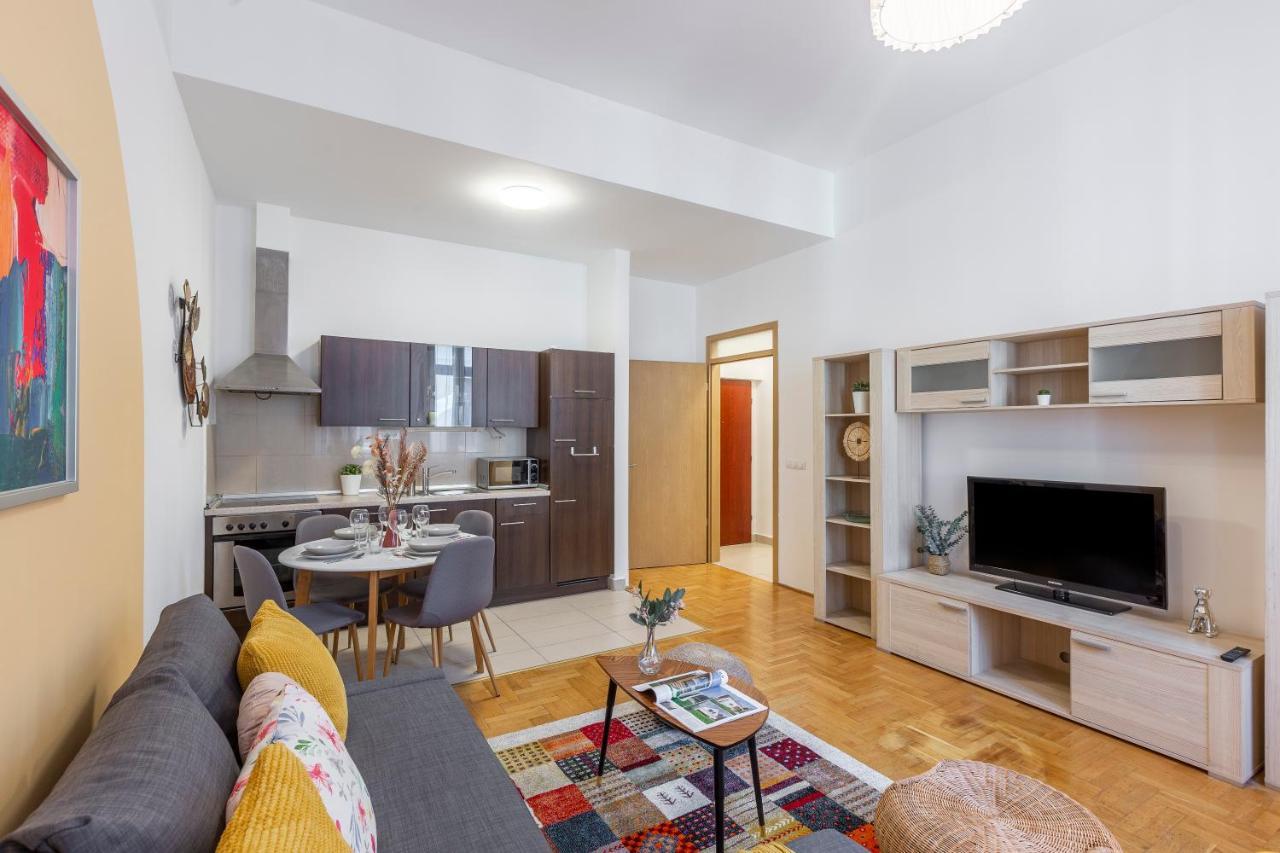 Apartamento Gozsdu In The Party Street *